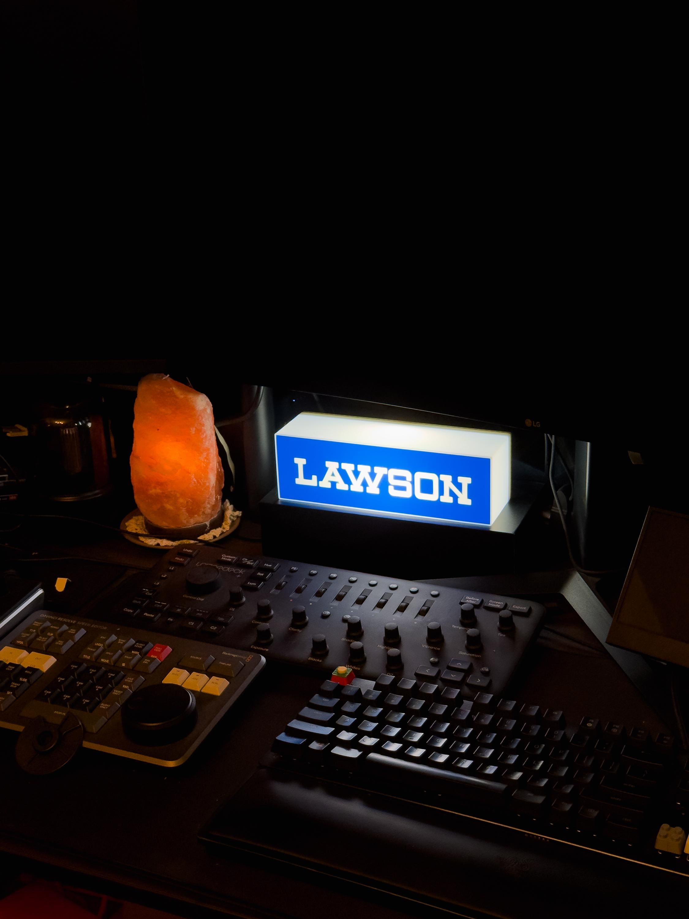 Lawson Lightbox | Retro Japanese LED Sign | USB Rechargeable Night Light | Tokyo Convenience Store Decor | 3D Printed Japan Gift