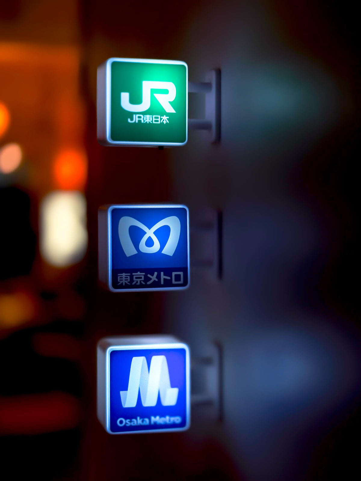 Tokyo Metro Fridge Magnet – LED Light Up Subway Sign, Glowing Japan Metro Mini Lightbox, Cute Japanese Train Station Decor