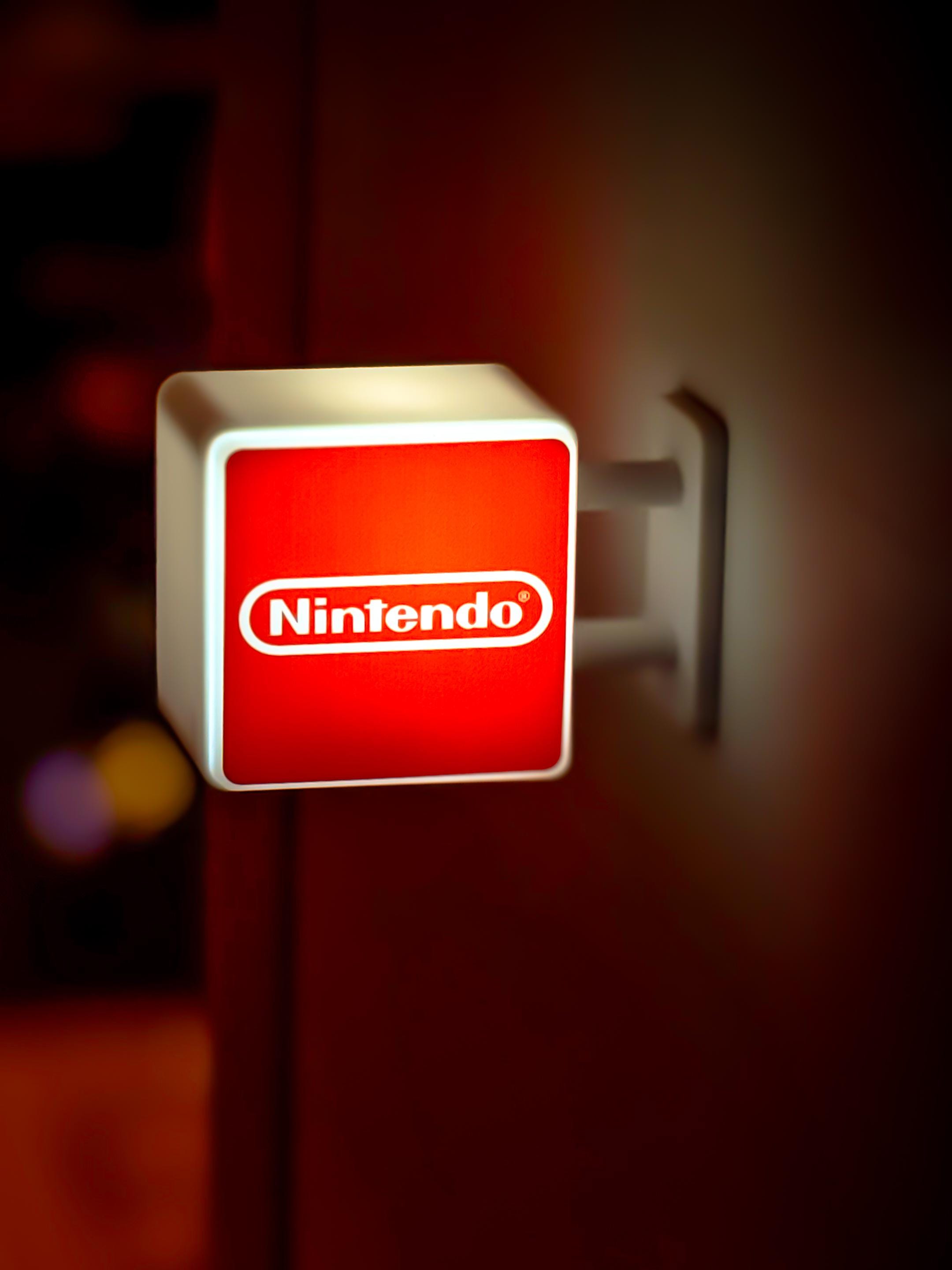 Nintendo Lightbox Magnet | Iconic Japanese Gaming Logo | NEW Release