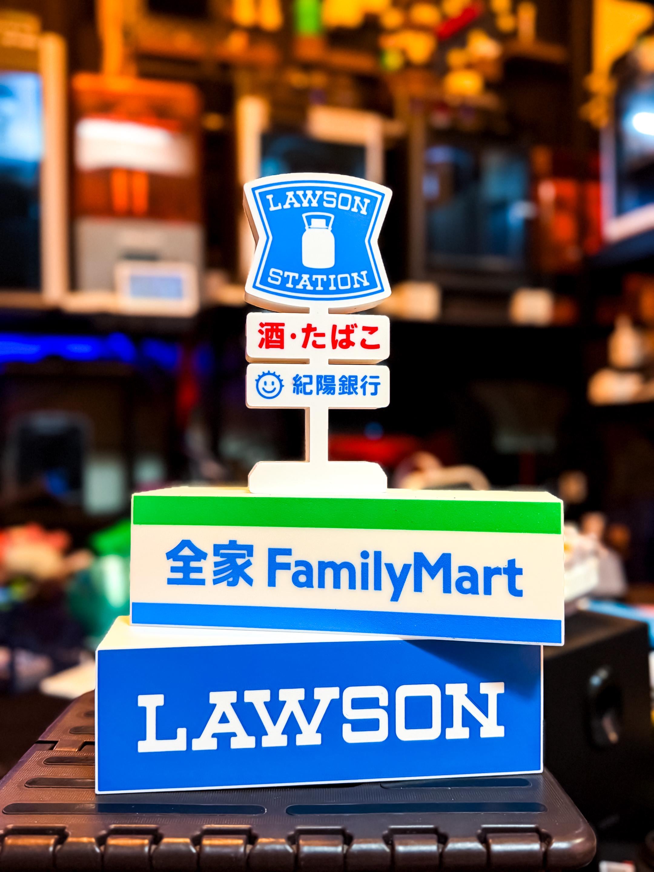 3D Printed Lawson Lightbox: Japanese Konbini LED Night Lamp
