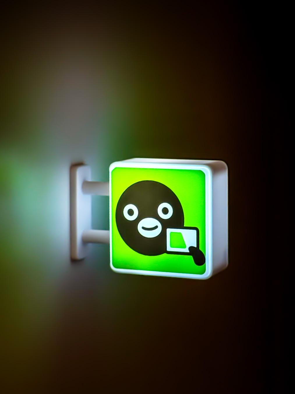 Suica Penguin Lightbox Magnet | Japanese IC Card Logo | NEW Release Tokyo Train Souvenir