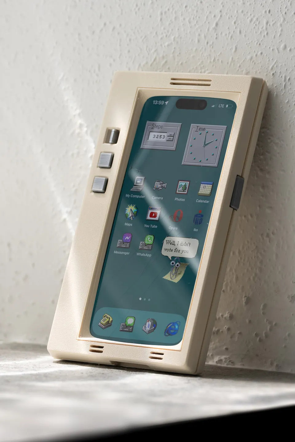 RetroVizion™ Windows 95-Inspired Retro iPhone Case – Licensed 3D Printed Design