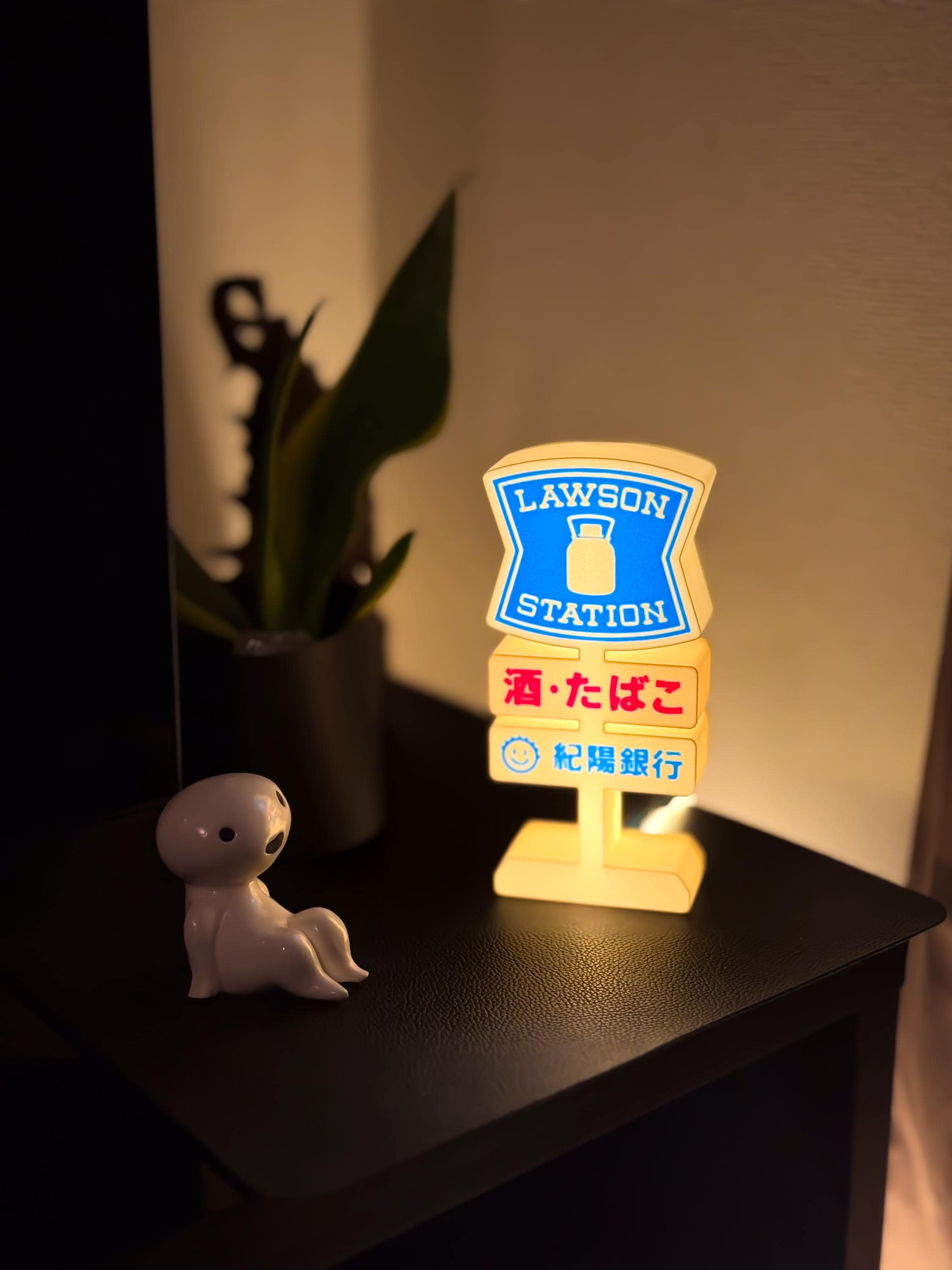 3D Printed Lawson Lightbox: Japanese Konbini LED Night Lamp