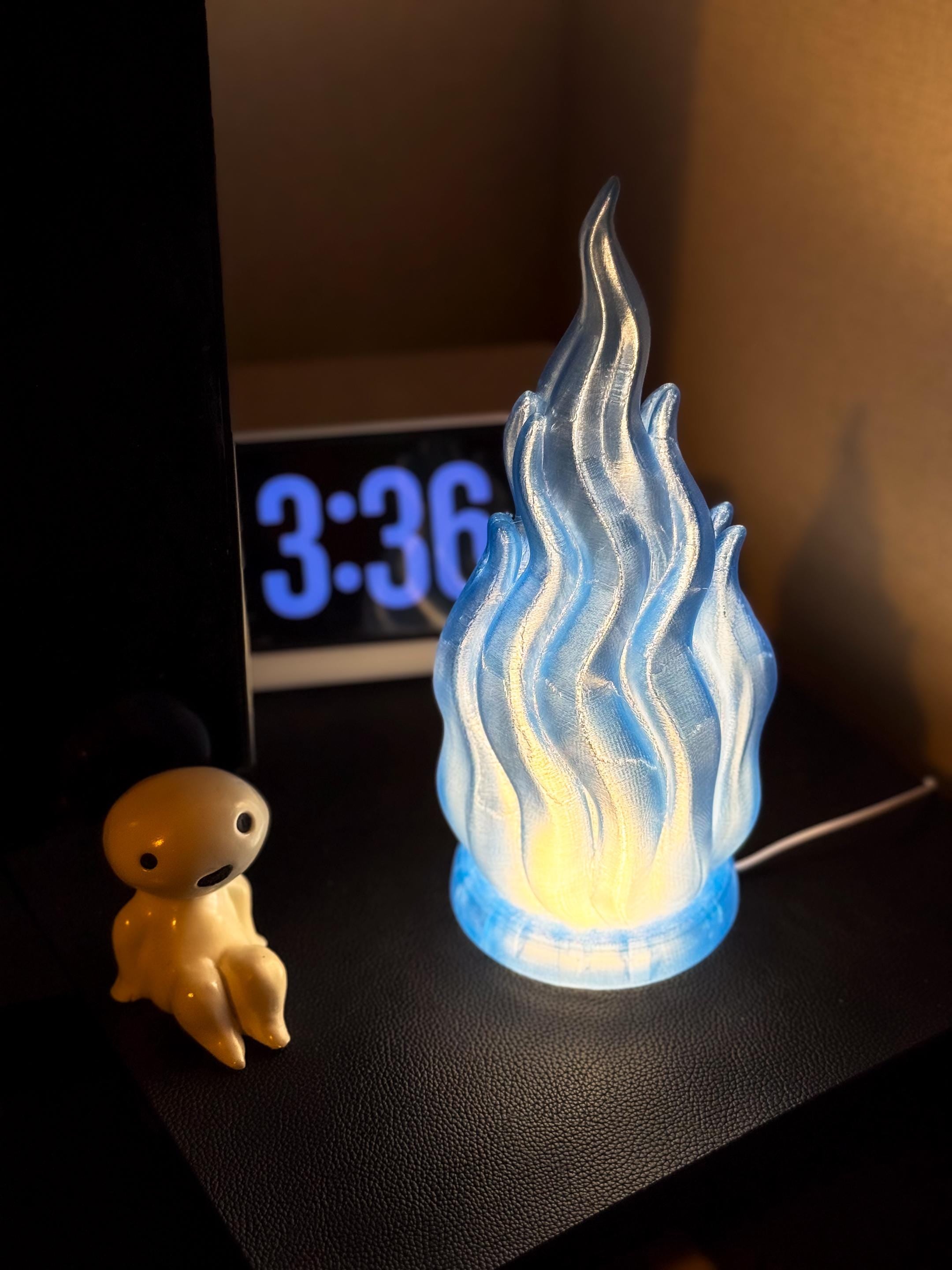 3D Printed Fire LED Lamp – Glowing Flame Night Light in Translucent PETG (Anime or Realistic Design)